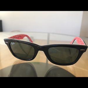 Ray-ban wayfarers black + red